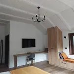 Na Pstraznicy Guest house 3*