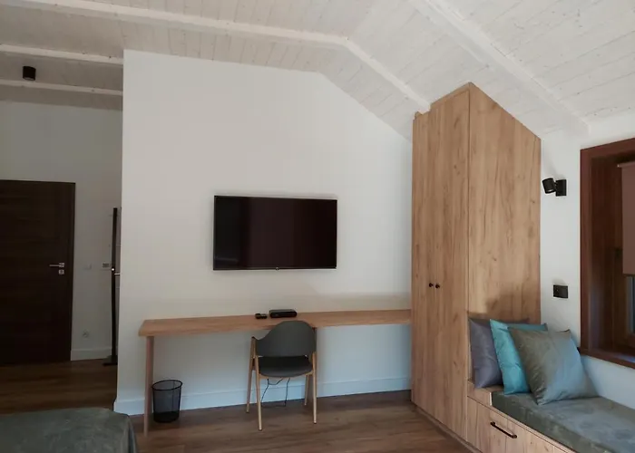 Na Pstraznicy Gasthof 3*